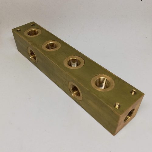 Heavy Duty Bronze Manifold for Oxygen-9 ports 1/4" inlet-outlet